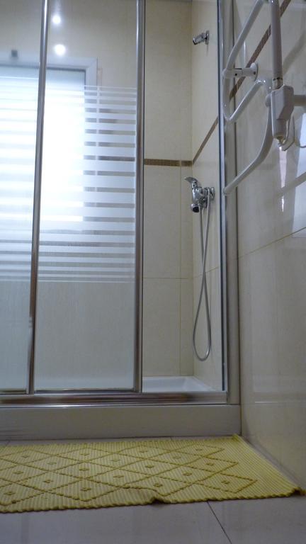 Azores Holidays House -B&B - Suites - Self Check-In Keyboard Понта-Делгада Екстер'єр фото