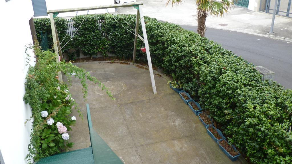 Azores Holidays House -B&B - Suites - Self Check-In Keyboard Понта-Делгада Екстер'єр фото