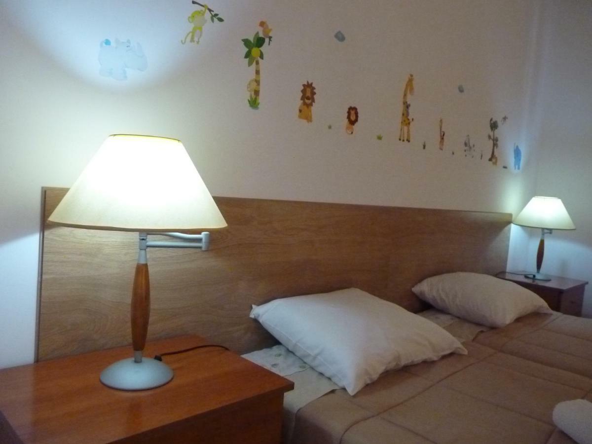 Azores Holidays House -B&B - Suites - Self Check-In Keyboard Понта-Делгада Екстер'єр фото