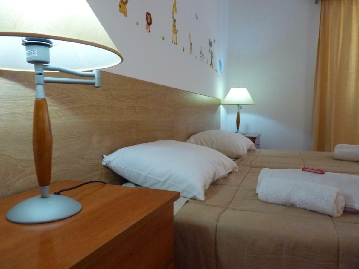 Azores Holidays House -B&B - Suites - Self Check-In Keyboard Понта-Делгада Екстер'єр фото